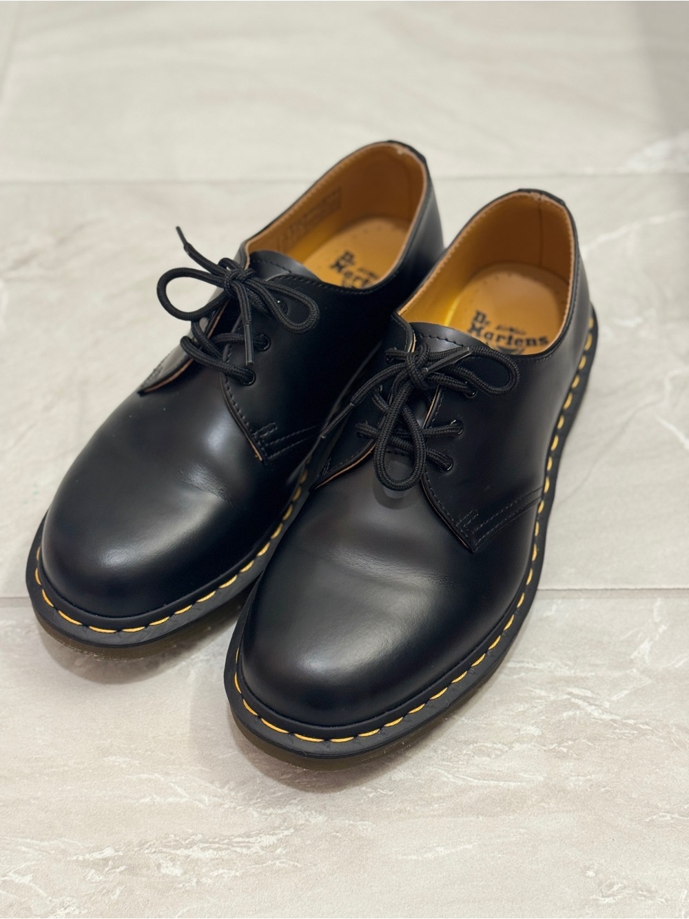Dr. Martens 1461 Smooth Leather Oxford Shoes Old Money Classic